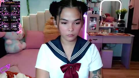 Snapshot of mstefany chatting on February 6, 6:18 am tefany online show from February 6, 6:18 am