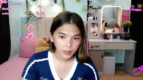 Snapshot of mstefany chatting on February 10, 1:37 pm tefany online show from February 10, 1:37 pm