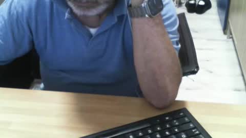 Snapshot of mtwpaul chatting on October 1, 1:17 pm mtwpaul online show from October 1, 1:17 pm