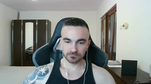 Victor online show from December 21, 9:05 am