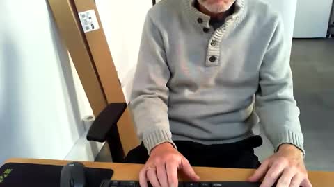 mucfag online show from October 24, 9:28 am