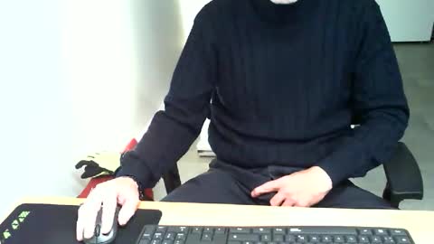 mucfag online show from November 20, 5:45 pm