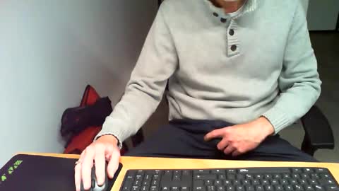 mucfag online show from December 17, 5:30 pm