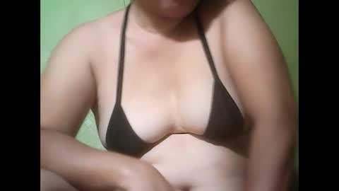 Snapshot of muffy_bunny chatting on February 2, 7:57 pm muffy_bunny online show from February 2, 7:57 pm