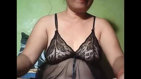 muffy_bunny online show from April 3, 9:40 am