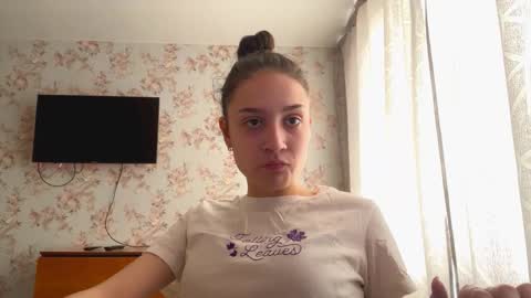 Snapshot of muibuzick chatting on February 22, 7:08 am Tia online show from February 22, 7:08 am