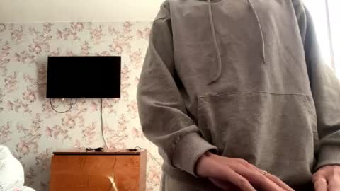 Snapshot of muibuzick chatting on March 17, 6:06 am Tia online show from March 17, 6:06 am