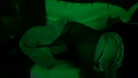 Snapshot of mujersexy0 chatting on May 22, 1:24 am mujersexy0 online show from May 22, 1:24 am
