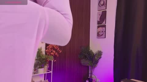 Snapshot of mulata_ch chatting on May 27, 2:08 am HEY GUYS IF YOU LIKE SEXY SHOW YOU ARE IN THE CORRECT PLACE CU WENESDAY PVT OPEN TRANSMISSION TIME 5 PM - 10 PM COLOMBIA online show from May 27, 2:08 am