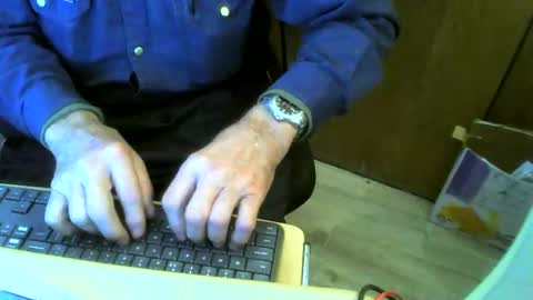 Snapshot of muller520 chatting on September 20, 6:03 am muller520 online show from September 20, 6:03 am