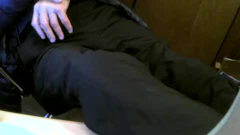 Snapshot of muller520 chatting on September 25, 3:49 pm muller520 online show from September 25, 3:49 pm