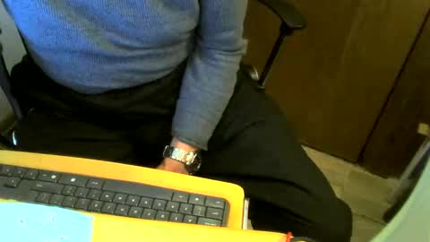 Snapshot of muller520 chatting on September 28, 5:18 pm muller520 online show from September 28, 5:18 pm