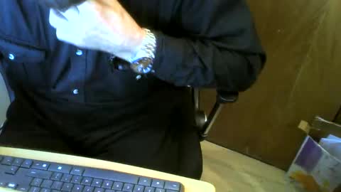 Snapshot of muller520 chatting on October 31, 10:05 am muller520 online show from October 31, 10:05 am