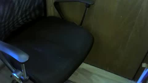Snapshot of muller520 chatting on April 30, 3:40 pm muller520 online show from April 30, 3:40 pm