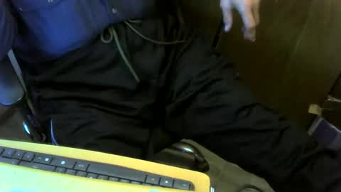 Snapshot of muller520 chatting on May 12, 4:26 pm muller520 online show from May 12, 4:26 pm