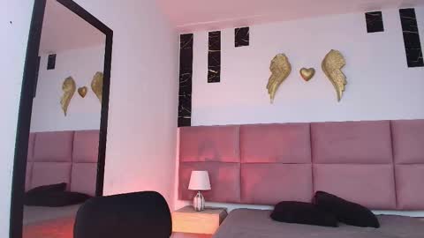 Muller Asher online show from October 18, 8:20 pm