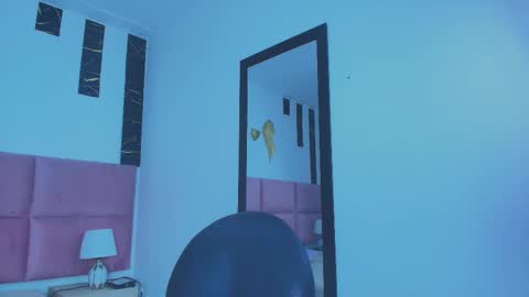 Muller Asher online show from November 4, 3:49 am