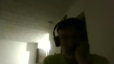 Snapshot of mullinfloggin79 chatting on July 7, 4:48 am mullinfloggin79 online show from July 7, 4:48 am