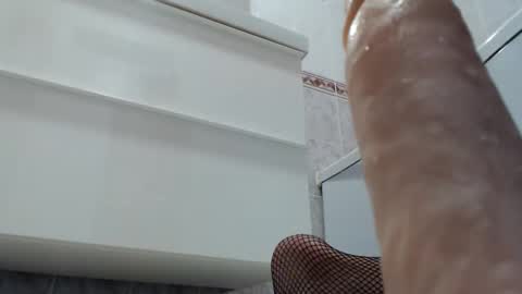 Snapshot of mullty chatting on January 10, 7:32 pm Mullty online show from January 10, 7:32 pm