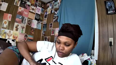 mumnxdor online show from January 7, 2:52 pm