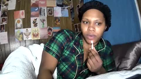 mumnxdor online show from January 19, 10:30 am