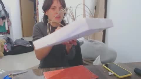 Snapshot of munchi_ chatting on December 14, 1:50 am online show from December 14, 1:50 am