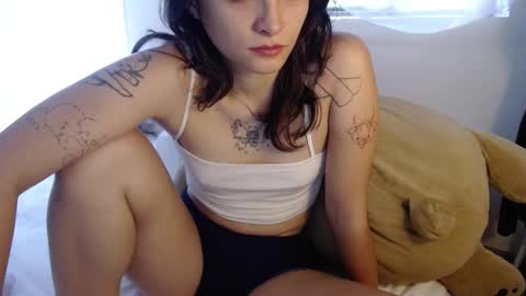   online show from December 18, 4:35 pm