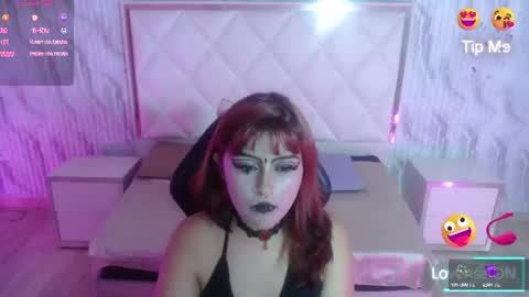 muniich_tay online show from June 17, 12:24 am