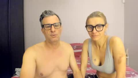 Snapshot of munishpunish chatting on December 3, 9:33 am LOVELY JULIA Peter DAY online show from December 3, 9:33 am