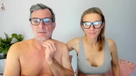 Snapshot of munishpunish chatting on December 11, 2:54 pm LOVELY JULIA Peter DAY online show from December 11, 2:54 pm