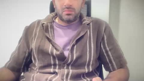 munnabobby2008 online show from November 17, 6:52 am