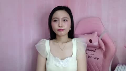 Riley online show from June 9, 8:04 am