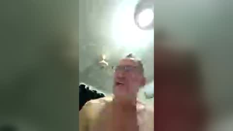 Snapshot of murduke chatting on August 8, 8:49 am murduke online show from August 8, 8:49 am