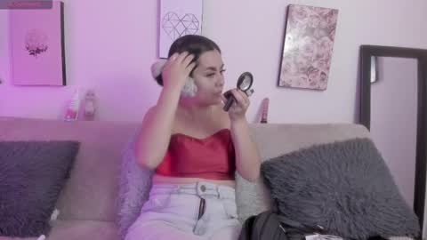 Snapshot of muriell_69 chatting on January 6, 7:39 pm muriell_69 online show from January 6, 7:39 pm