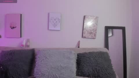 Snapshot of muriell_69 chatting on January 8, 9:17 pm muriell_69 online show from January 8, 9:17 pm