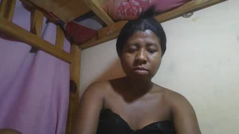 murielleee online show from March 23, 4:11 pm