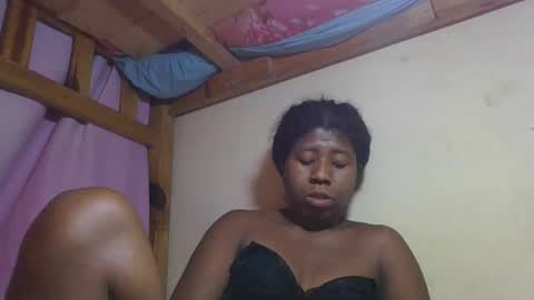 murielleee online show from March 28, 6:40 pm