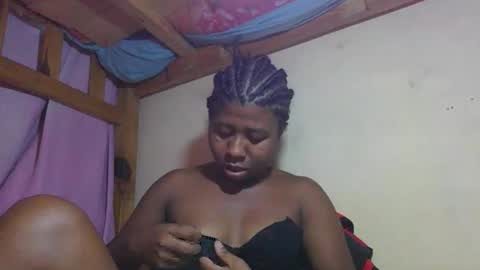 murielleee online show from March 30, 8:26 am