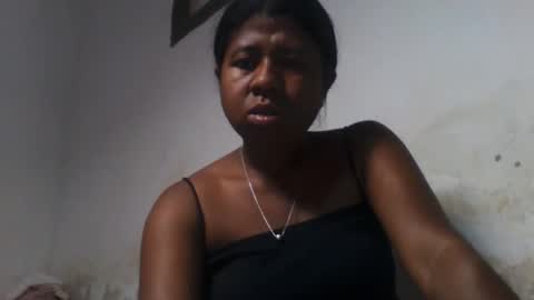Snapshot of murielleee chatting on May 12, 5:37 am murielleee online show from May 12, 5:37 am