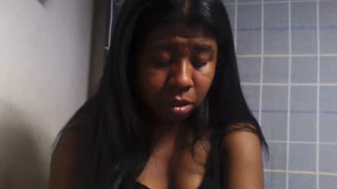 Snapshot of murielleee chatting on June 19, 6:56 pm murielleee online show from June 19, 6:56 pm