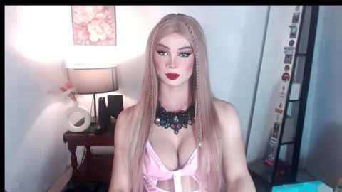 Snapshot of murphy_bitches chatting on September 28, 10:31 am MURPHY online show from September 28, 10:31 am