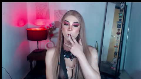 Snapshot of murphy_bitches chatting on October 25, 6:02 pm MURPHY online show from October 25, 6:02 pm