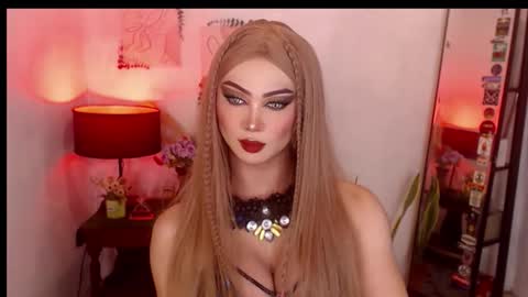 Snapshot of murphy_bitches chatting on November 4, 3:44 pm MURPHY online show from November 4, 3:44 pm