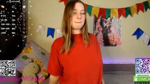 Snapshot of murrrworren chatting on February 4, 4:51 am Mira online show from February 4, 4:51 am