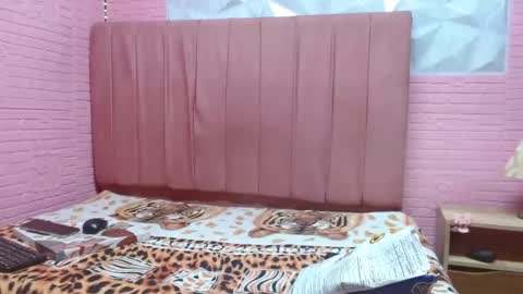 Snapshot of musaleva303av chatting on January 6, 2:37 am musaleva303av online show from January 6, 2:37 am