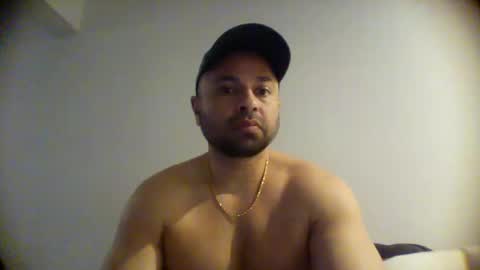 Cool Traveler online show from February 17, 9:43 pm