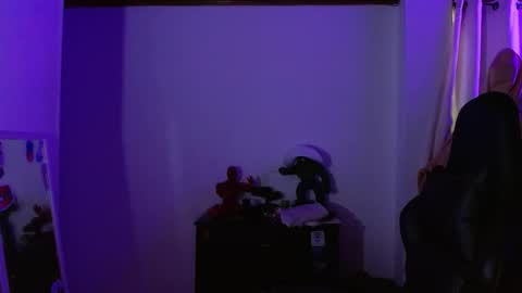 David Big online show from December 18, 7:09 pm