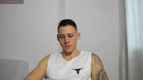 Snapshot of muscle_king_cum chatting on April 29, 2:32 pm muscle_king_cum online show from April 29, 2:32 pm
