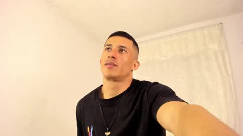 Snapshot of muscle_man07 chatting on November 15, 10:15 pm Muscle Man online show from November 15, 10:15 pm