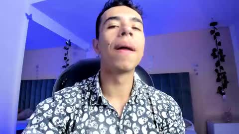 muscle scott online show from February 14, 1:30 pm